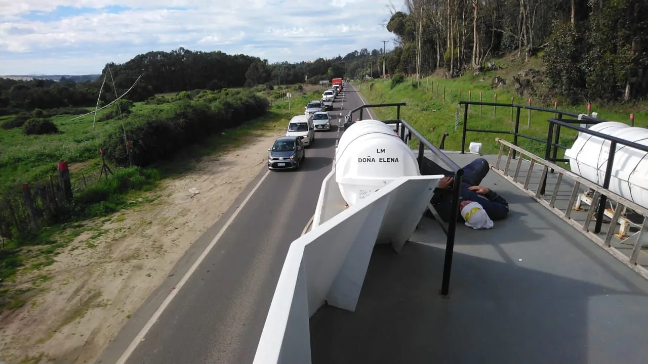Embarcacion C-VII en traslado hacia punto de operacion